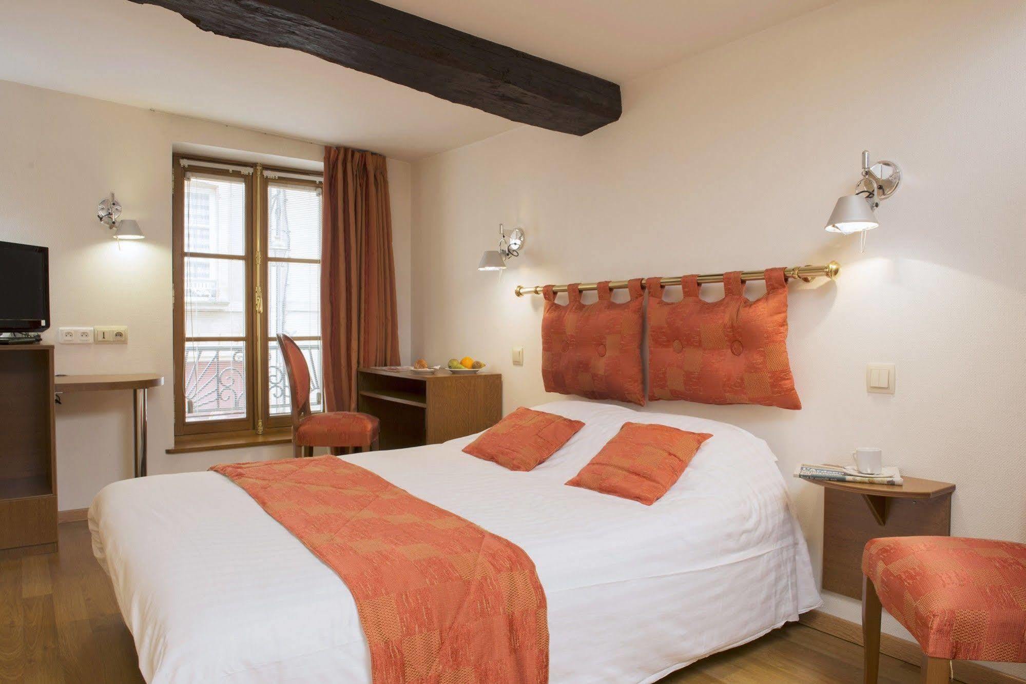Le Saint Michel Hotel Sedan Ngoại thất bức ảnh